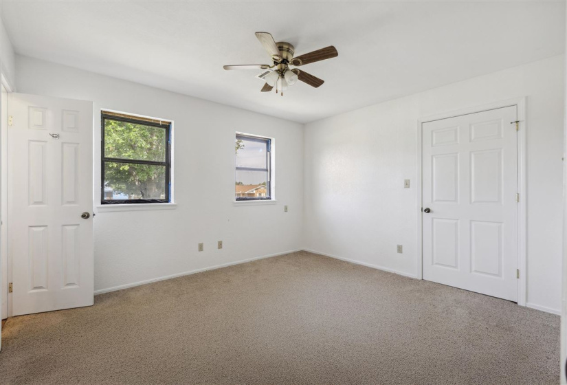 4 Bedrooms Bedrooms, ,2 BathroomsBathrooms,Residential,Single Family,Reeves Rd,1,132252