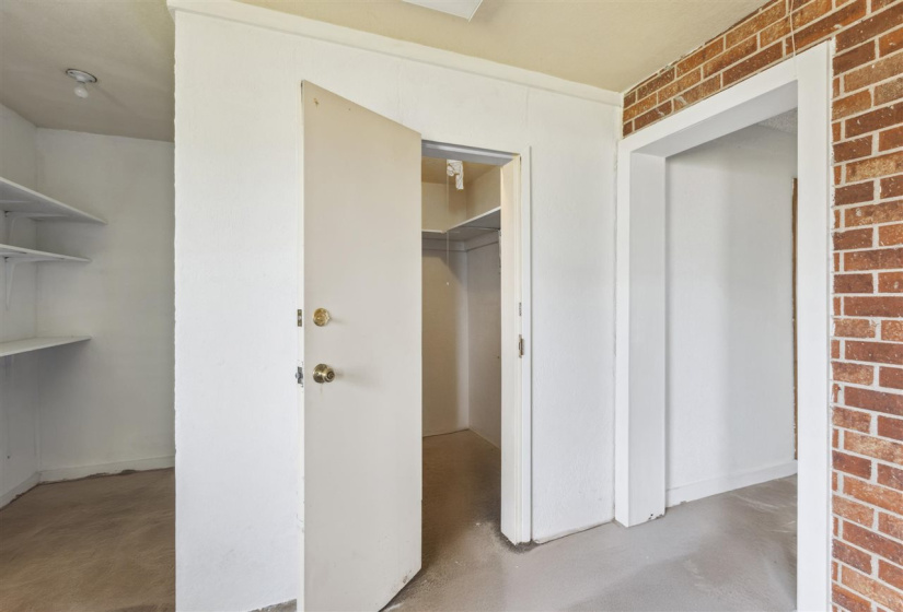 4 Bedrooms Bedrooms, ,2 BathroomsBathrooms,Residential,Single Family,Reeves Rd,1,132252