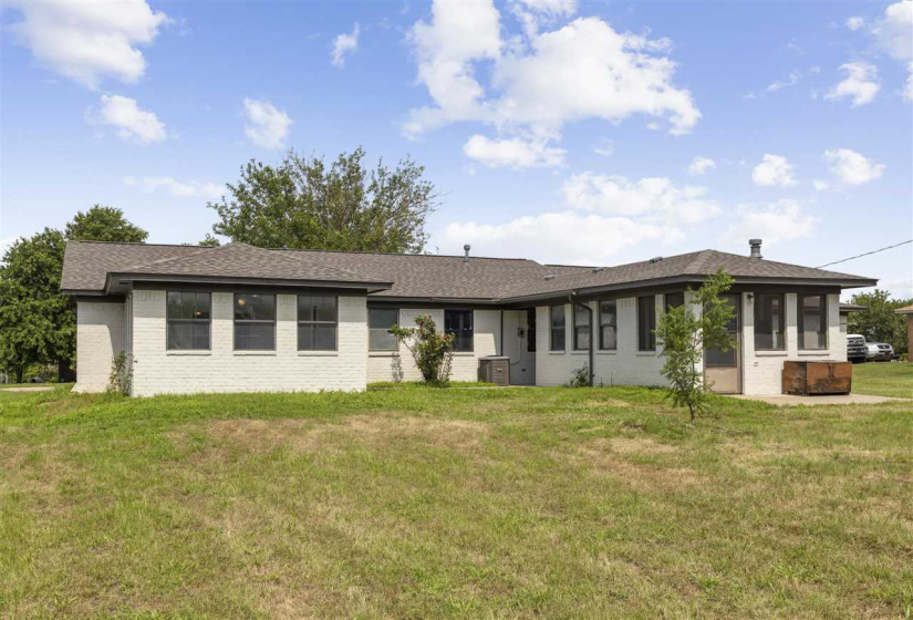 4 Bedrooms Bedrooms, ,2 BathroomsBathrooms,Residential,Single Family,Reeves Rd,1,132252