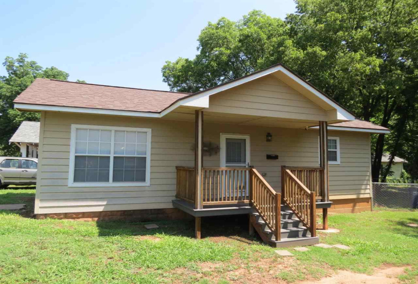 1 Bedroom Bedrooms, 0 ,1 BathroomBathrooms,Residential,Single Family,Lowry,1,132261