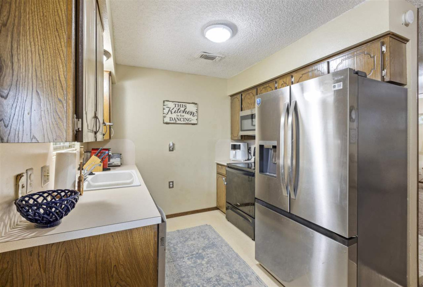3 Bedrooms Bedrooms, 0 ,1 BathroomBathrooms,Residential,Single Family,Brooke,1,132264