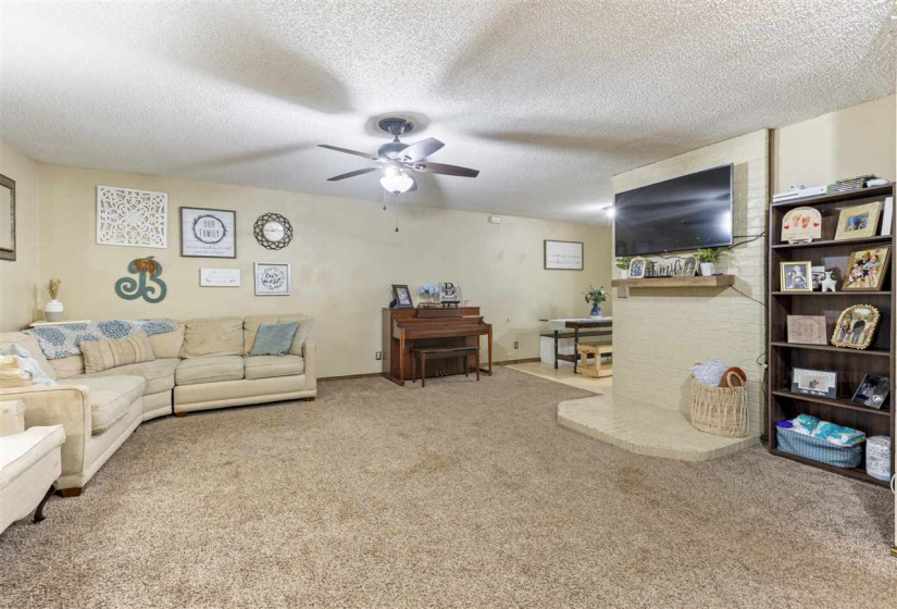 3 Bedrooms Bedrooms, 0 ,1 BathroomBathrooms,Residential,Single Family,Brooke,1,132264