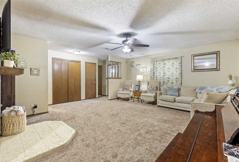 3 Bedrooms Bedrooms, 0 ,1 BathroomBathrooms,Residential,Single Family,Brooke,1,132264