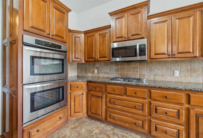 3 Bedrooms Bedrooms, ,2 BathroomsBathrooms,Residential,Single Family,Country Club,1,132268