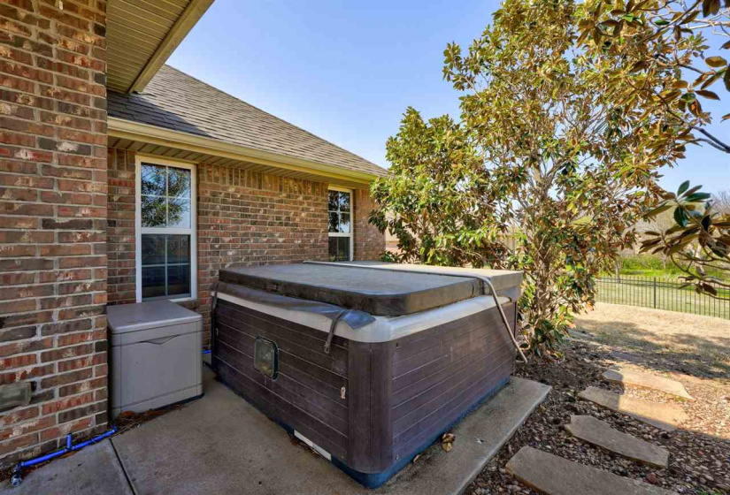3 Bedrooms Bedrooms, ,2 BathroomsBathrooms,Residential,Single Family,Country Club,1,132268