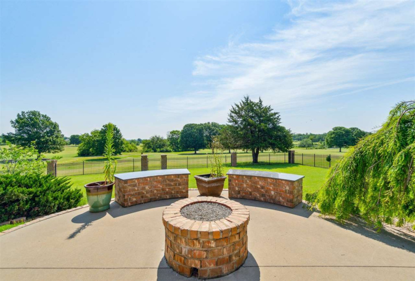 3 Bedrooms Bedrooms, ,2 BathroomsBathrooms,Residential,Single Family,Country Club,1,132268