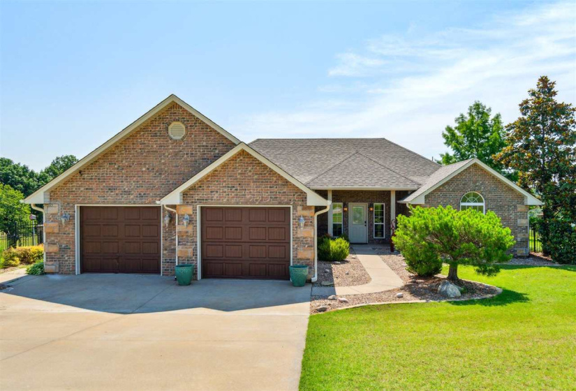 3 Bedrooms Bedrooms, ,2 BathroomsBathrooms,Residential,Single Family,Country Club,1,132268