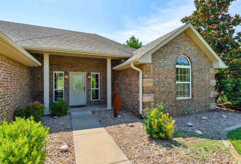 3 Bedrooms Bedrooms, ,2 BathroomsBathrooms,Residential,Single Family,Country Club,1,132268