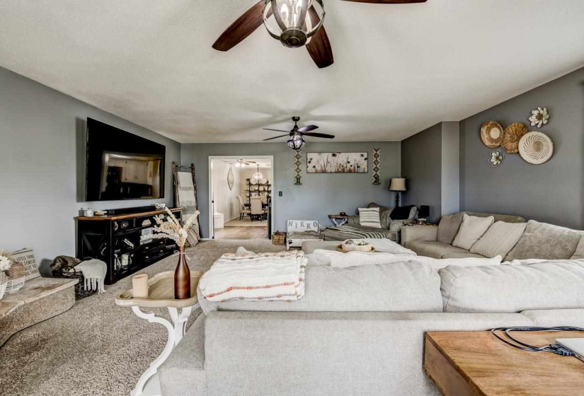 3 Bedrooms Bedrooms, ,1 BathroomBathrooms,Residential,Single Family,Pecan,1,132269