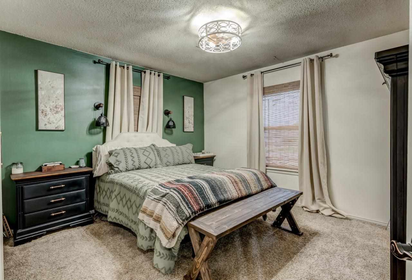 3 Bedrooms Bedrooms, ,1 BathroomBathrooms,Residential,Single Family,Pecan,1,132269