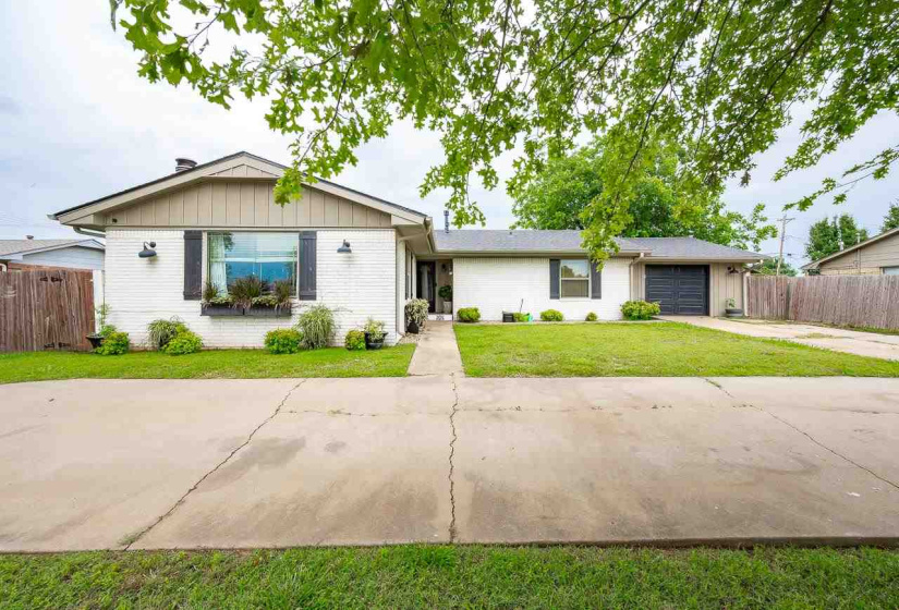 3 Bedrooms Bedrooms, ,1 BathroomBathrooms,Residential,Single Family,Pecan,1,132269