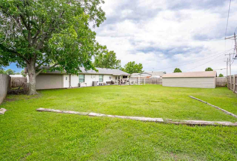 3 Bedrooms Bedrooms, ,1 BathroomBathrooms,Residential,Single Family,Pecan,1,132269