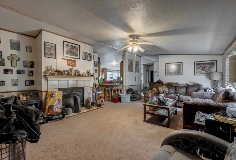 3 Bedrooms Bedrooms, ,2 BathroomsBathrooms,Residential,Single Family,Deer Creek,1,132031