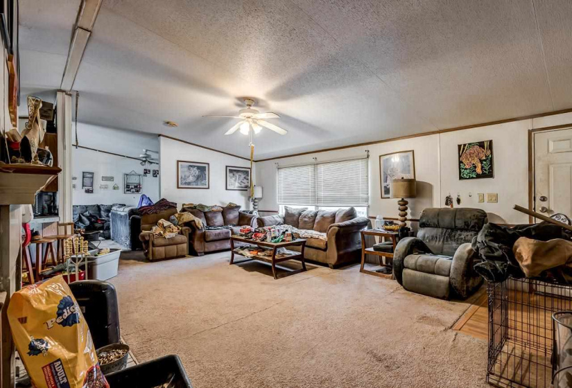 3 Bedrooms Bedrooms, ,2 BathroomsBathrooms,Residential,Single Family,Deer Creek,1,132031