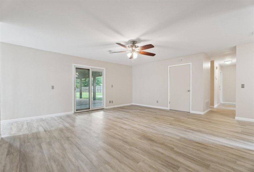 3 Bedrooms Bedrooms, ,2 BathroomsBathrooms,Residential,Single Family,Denver,1,132209