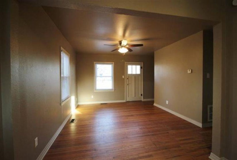 4 Bedrooms Bedrooms, ,2 BathroomsBathrooms,Residential,Single Family,Adams,2,132273