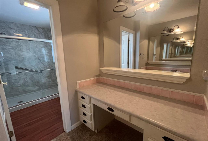 3 Bedrooms Bedrooms, ,2 BathroomsBathrooms,Residential,Single Family,14th,1,132275