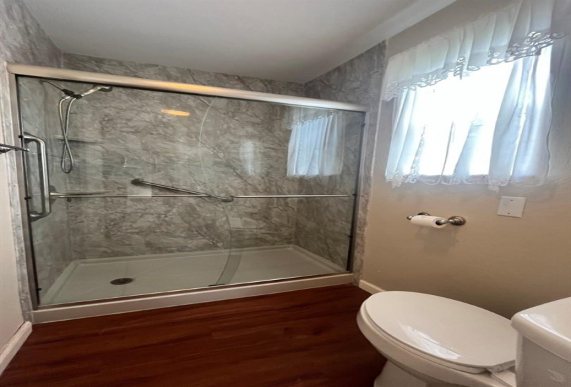 3 Bedrooms Bedrooms, ,2 BathroomsBathrooms,Residential,Single Family,14th,1,132275