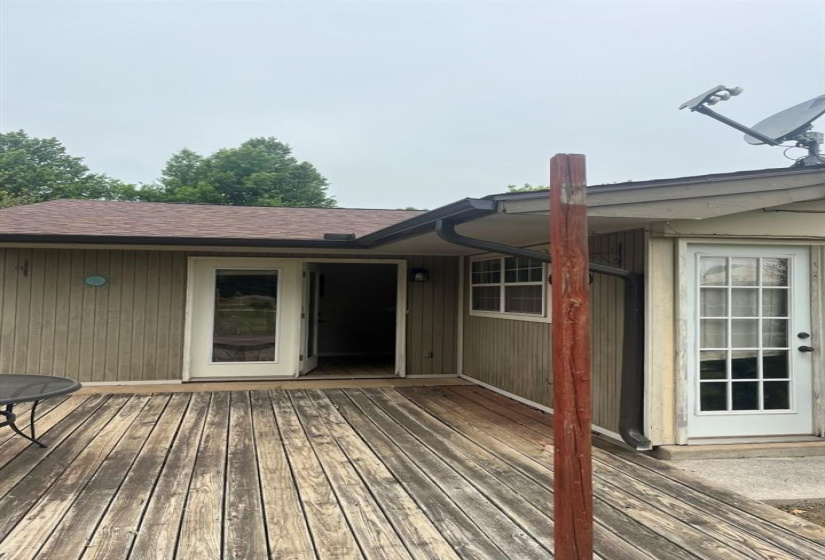 3 Bedrooms Bedrooms, ,2 BathroomsBathrooms,Residential,Single Family,14th,1,132275