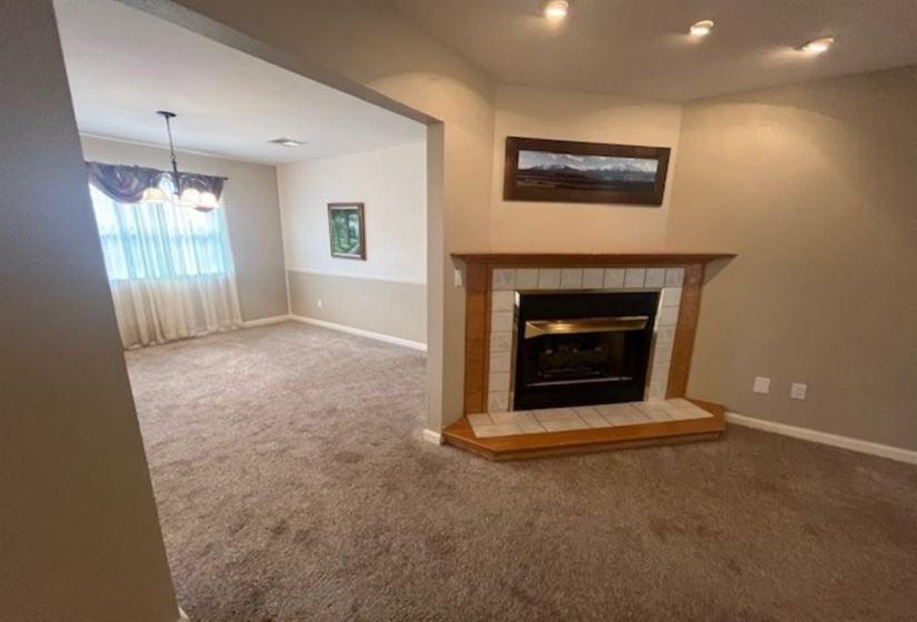 3 Bedrooms Bedrooms, ,2 BathroomsBathrooms,Residential,Single Family,14th,1,132275