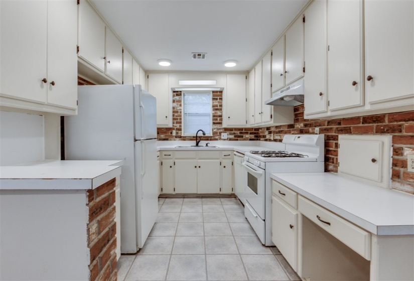 2 Bedrooms Bedrooms, 0 ,1 BathroomBathrooms,Residential,Single Family,Downing,1,132293