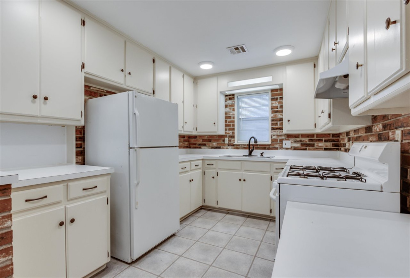 2 Bedrooms Bedrooms, 0 ,1 BathroomBathrooms,Residential,Single Family,Downing,1,132293