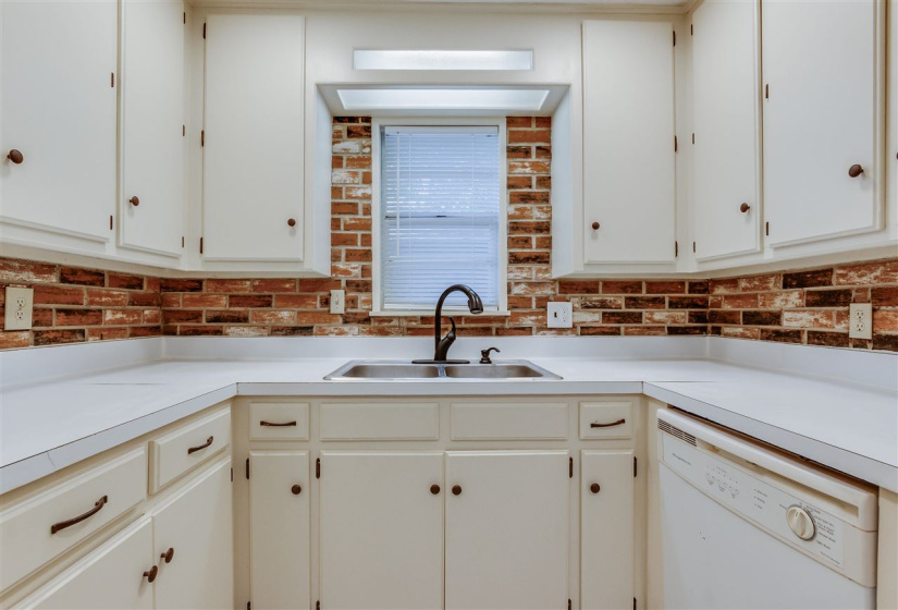 2 Bedrooms Bedrooms, 0 ,1 BathroomBathrooms,Residential,Single Family,Downing,1,132293