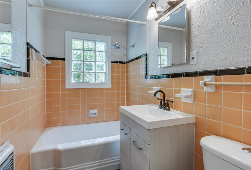2 Bedrooms Bedrooms, 0 ,1 BathroomBathrooms,Residential,Single Family,Downing,1,132293