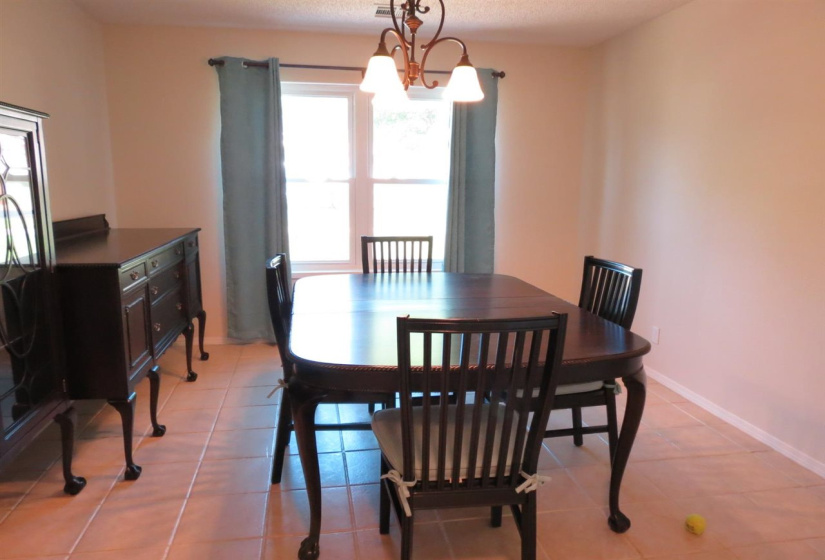 4 Bedrooms Bedrooms, 0 ,2 BathroomsBathrooms,Residential,Single Family,Celia,1,132294