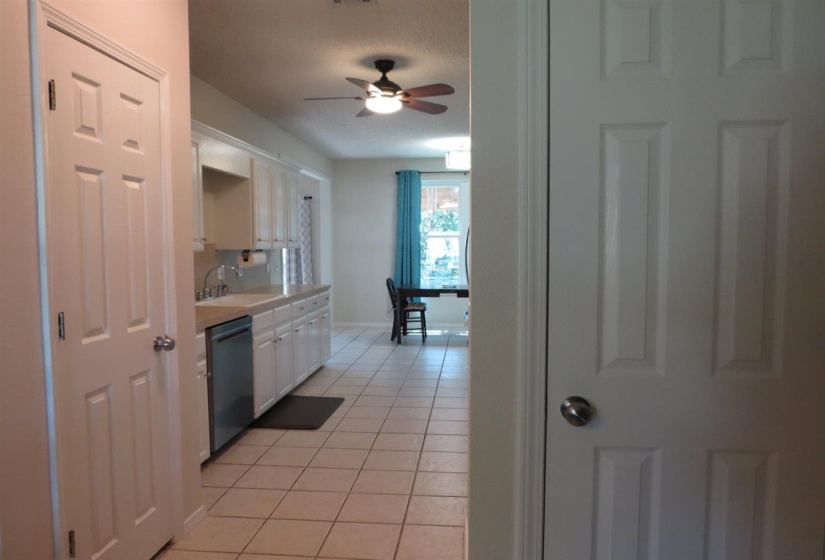 4 Bedrooms Bedrooms, 0 ,2 BathroomsBathrooms,Residential,Single Family,Celia,1,132294