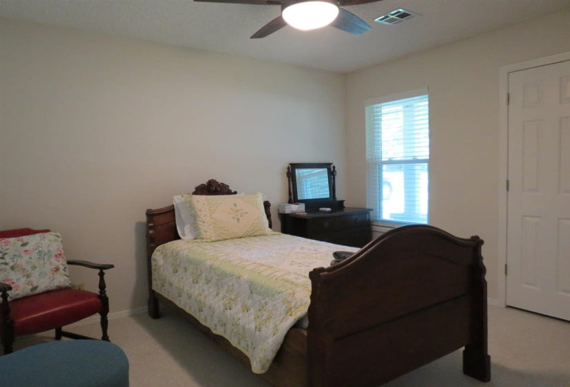 4 Bedrooms Bedrooms, 0 ,2 BathroomsBathrooms,Residential,Single Family,Celia,1,132294