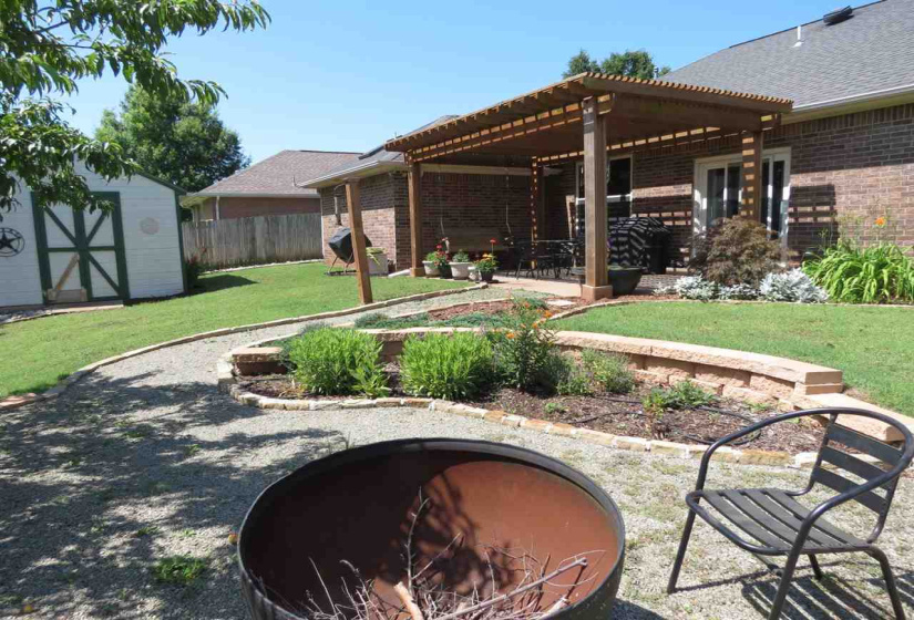 4 Bedrooms Bedrooms, 0 ,2 BathroomsBathrooms,Residential,Single Family,Celia,1,132294