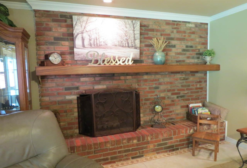 3 Bedrooms Bedrooms, 0 ,2 BathroomsBathrooms,Residential,Single Family,Lakeshore,2,132295