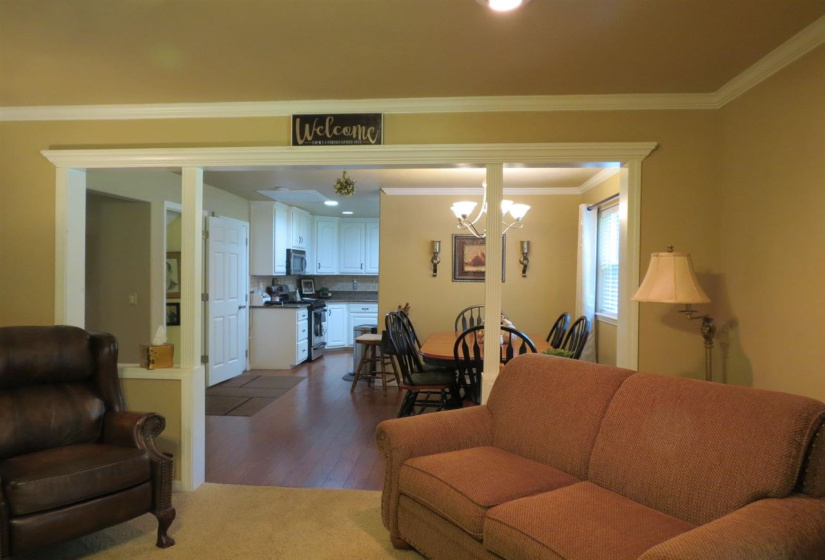 3 Bedrooms Bedrooms, 0 ,2 BathroomsBathrooms,Residential,Single Family,Lakeshore,2,132295