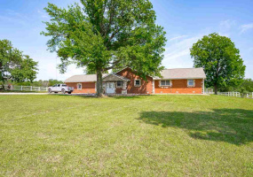 4 Bedrooms Bedrooms, ,3 BathroomsBathrooms,Residential,Single Family,Old Highway 51,1,132305