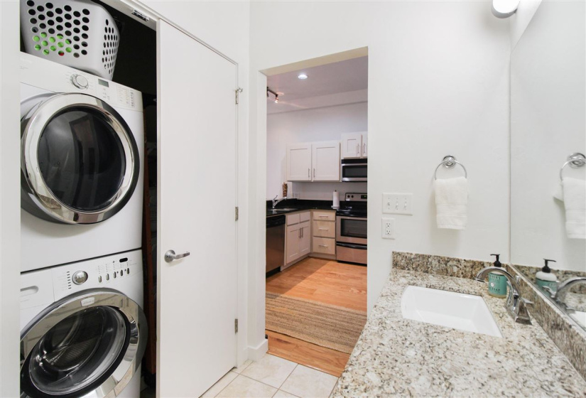 1 Bedroom Bedrooms, ,1 BathroomBathrooms,Residential,Condominium/townhouse,2nd,1,132307
