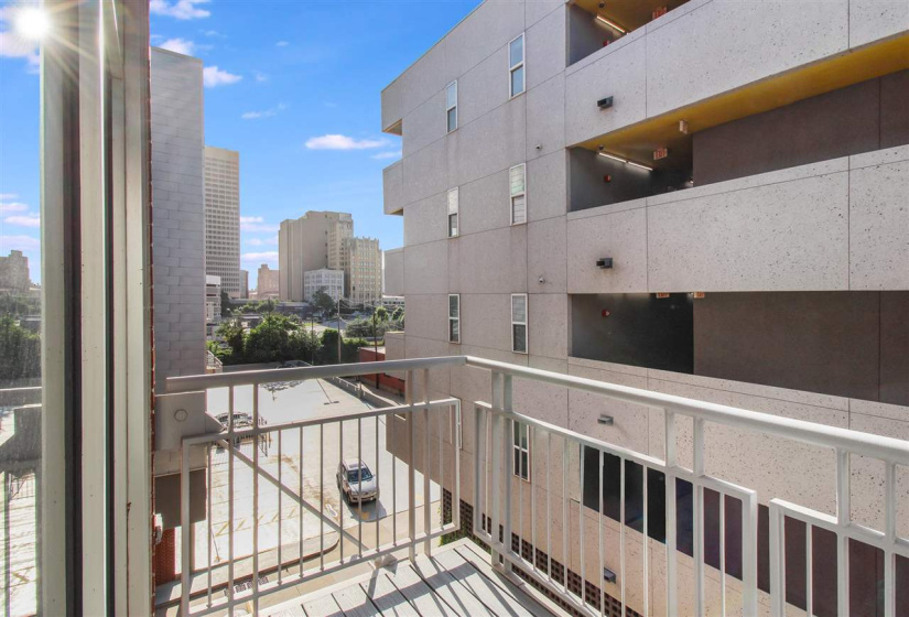 1 Bedroom Bedrooms, ,1 BathroomBathrooms,Residential,Condominium/townhouse,2nd,1,132307