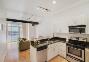 1 Bedroom Bedrooms, ,1 BathroomBathrooms,Residential,Condominium/townhouse,2nd,1,132307