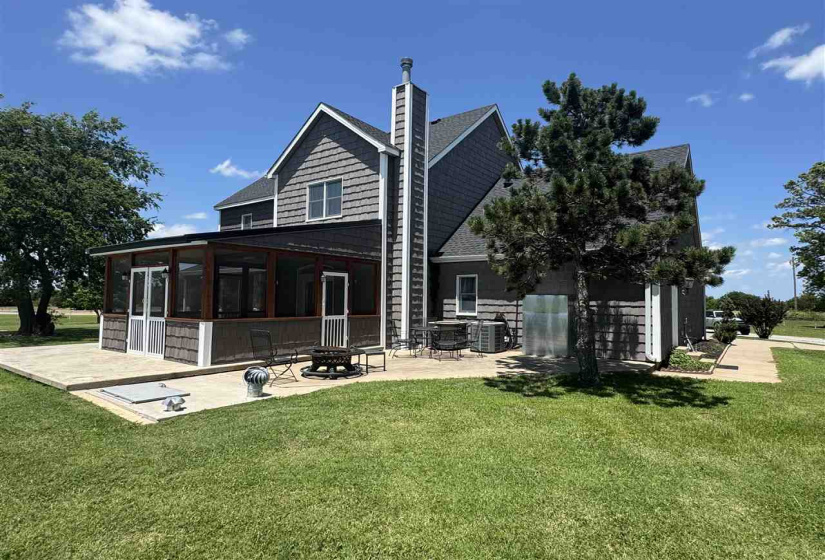 3 Bedrooms Bedrooms, ,3 BathroomsBathrooms,Residential,Single Family,Eseco,2,132309