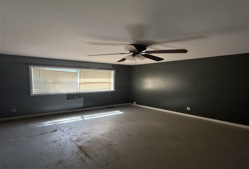 3 Bedrooms Bedrooms, ,2 BathroomsBathrooms,Residential,Single Family,1st,1,132312