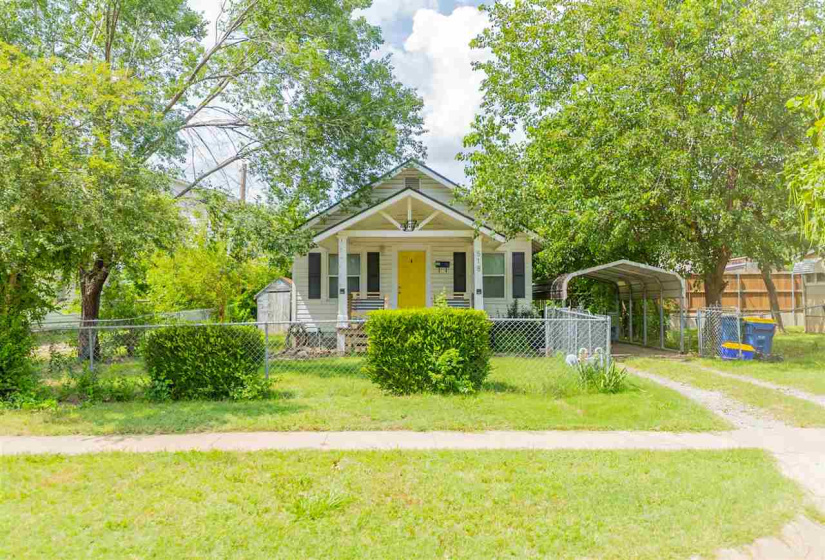 2 Bedrooms Bedrooms, ,1 BathroomBathrooms,Residential,Single Family,10th,1,132335