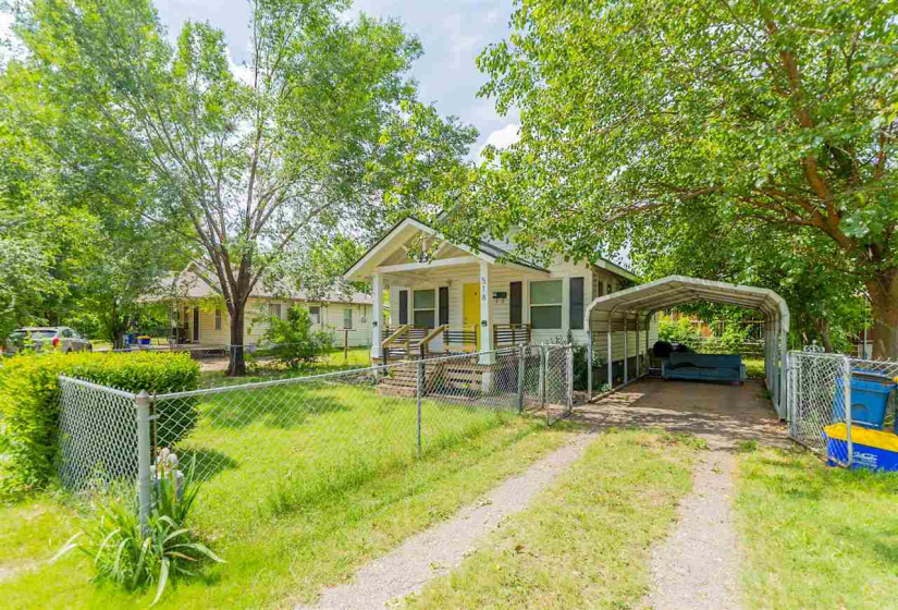 2 Bedrooms Bedrooms, ,1 BathroomBathrooms,Residential,Single Family,10th,1,132335