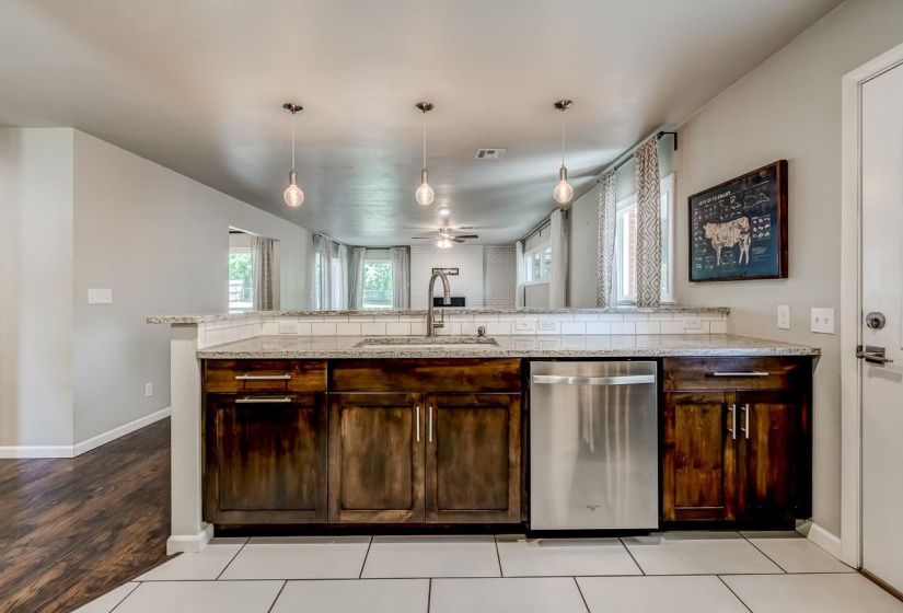 3 Bedrooms Bedrooms, ,2 BathroomsBathrooms,Residential,Single Family,Osage,1,132350
