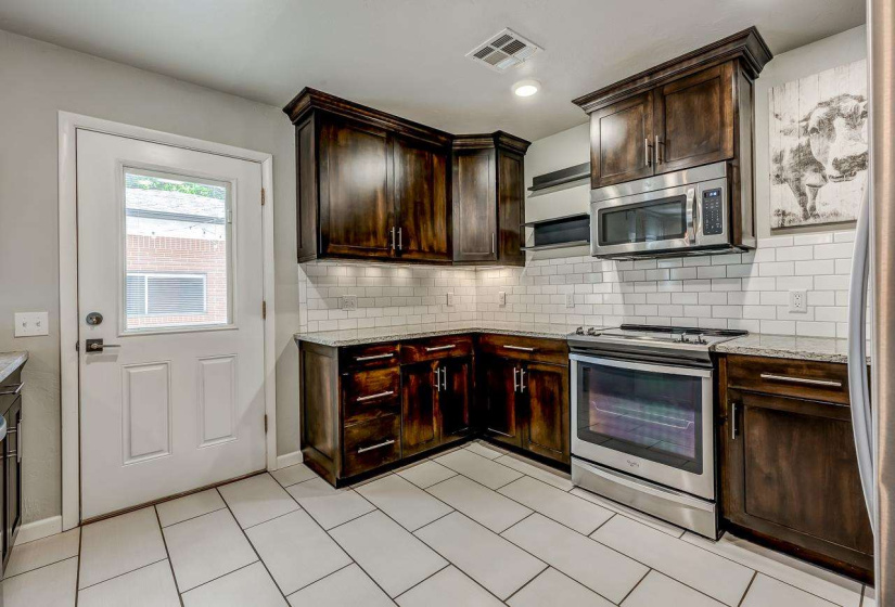 3 Bedrooms Bedrooms, ,2 BathroomsBathrooms,Residential,Single Family,Osage,1,132350