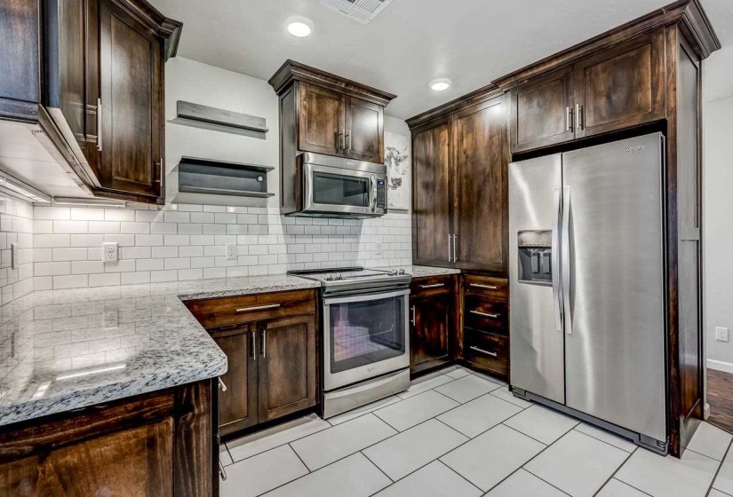 3 Bedrooms Bedrooms, ,2 BathroomsBathrooms,Residential,Single Family,Osage,1,132350