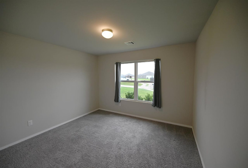 4 Bedrooms Bedrooms, ,2 BathroomsBathrooms,Residential,Single Family,Carnley,1,132351