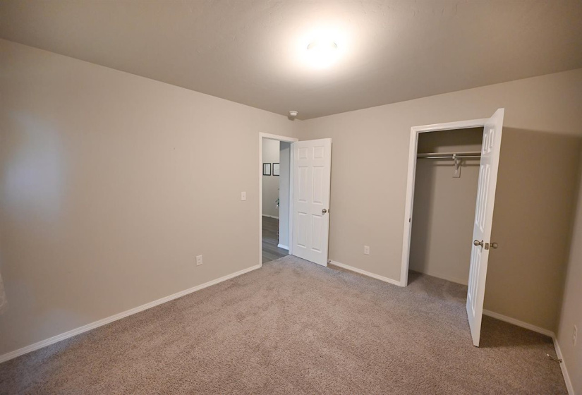 4 Bedrooms Bedrooms, ,2 BathroomsBathrooms,Residential,Single Family,Carnley,1,132351