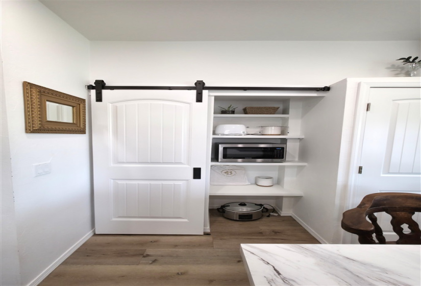 3 Bedrooms Bedrooms, ,1 BathroomBathrooms,Residential,Single Family,Burdick,1,132355