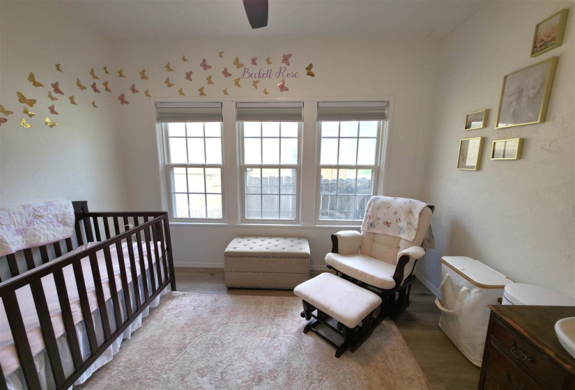 3 Bedrooms Bedrooms, ,1 BathroomBathrooms,Residential,Single Family,Burdick,1,132355
