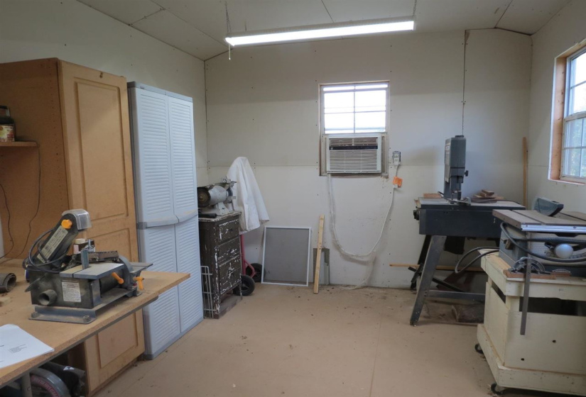 3 Bedrooms Bedrooms, ,2 BathroomsBathrooms,Residential,Single Family,14th,1,132356